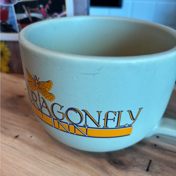 Gilmore Girls Dragonfly Inn Mug and Cookbook Set - Picture 6 of 10